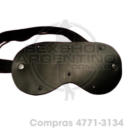 - Antifaz De Cuero Con Peluche Para Confort Negro Sado